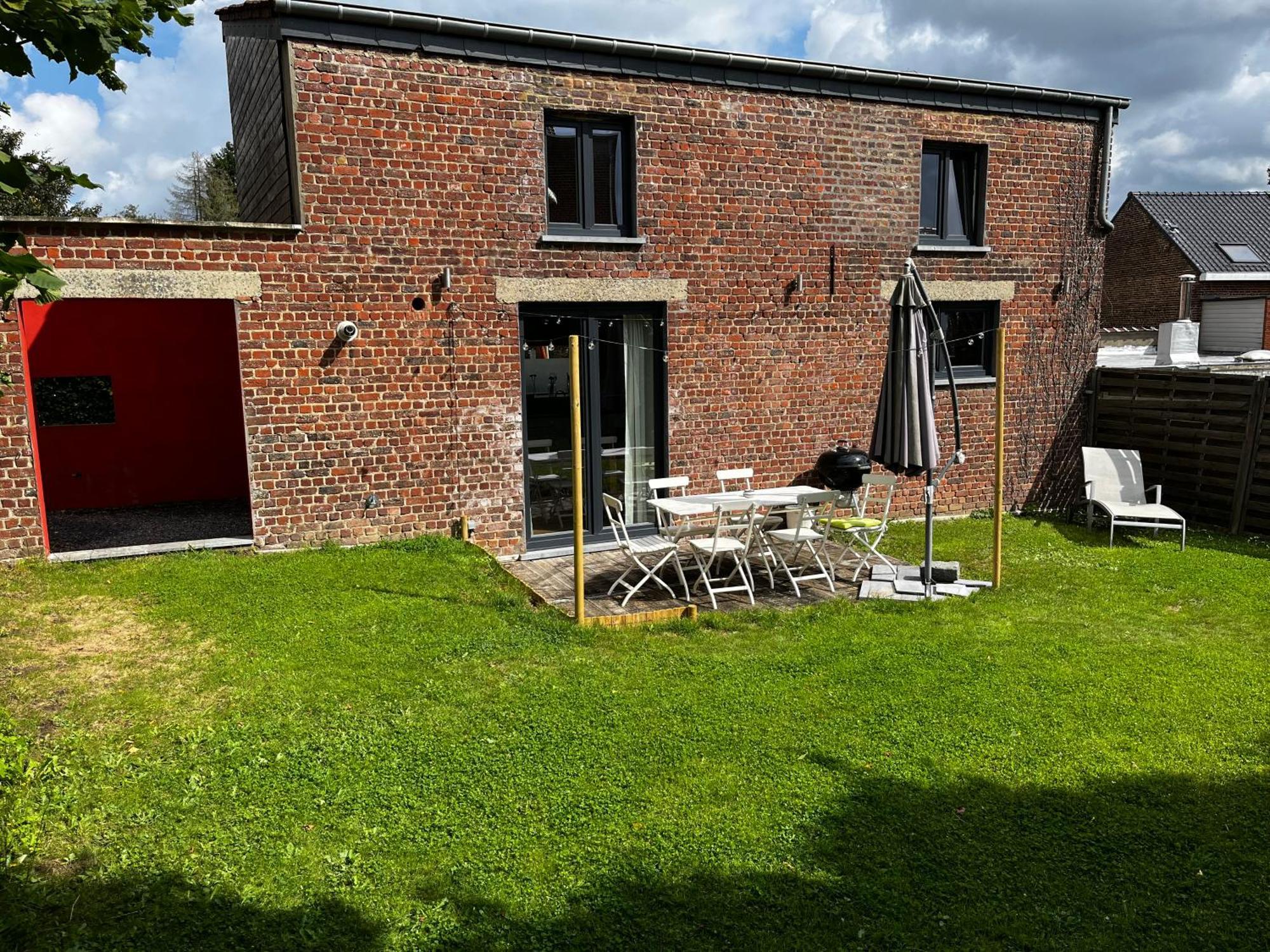 Jolie Maison Avec Jardin. Hoeilaart Kültér fotó